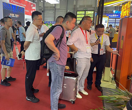 直击上海埃森焊接展丨威尼斯welcome登录入口展会第一天，人流如织，精彩不断！